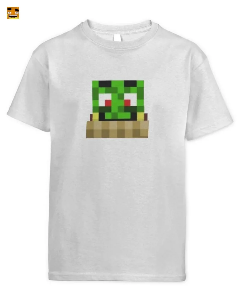 Paluten Evil Green Skull Lord Pixel Art Gaming Charac T-Shirt